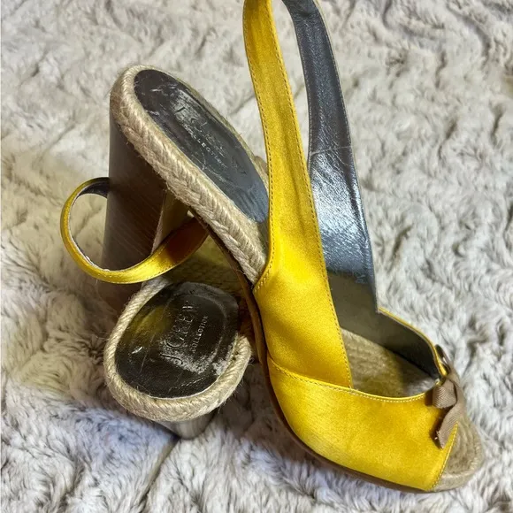 J. Crew Women's Golden Yellow Genuine Leather Cero Cuoio Made in Italy Size 10