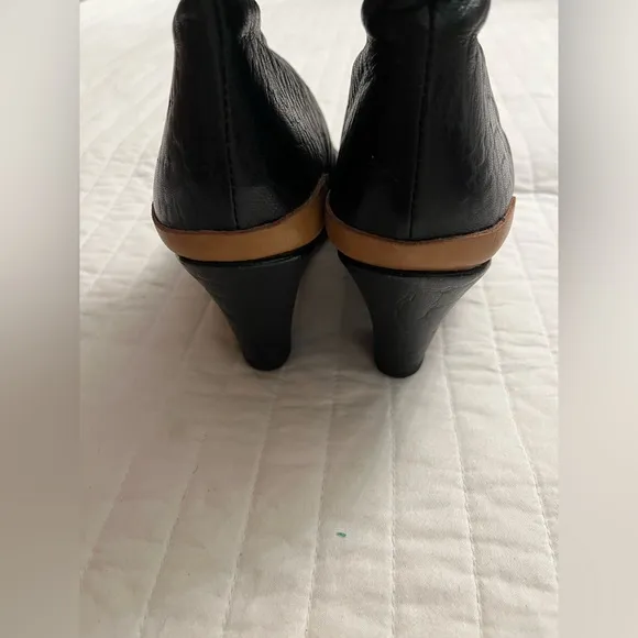J Shoes Babette black leather boots