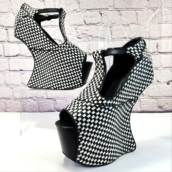 JEFFREY CAMPBELL x Urban Outfitters - black/white, heelless, approx. 7”, Size 9M
