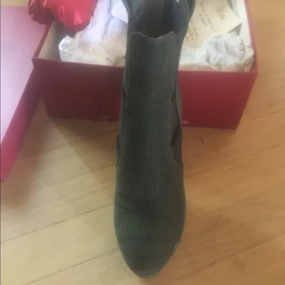 Jerome Rousseau green suede boots