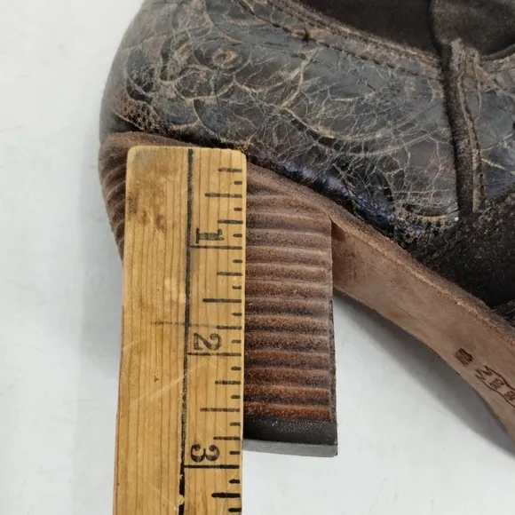 Jessica Bennett Brown Suede Western Boots