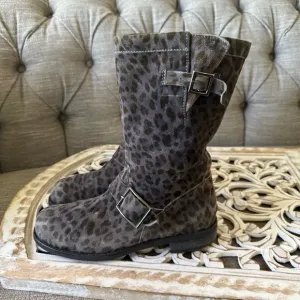 Jimmy Choo Gray Leopard Print Suede Leather Boots Women’s Size 38.5 US 8.5