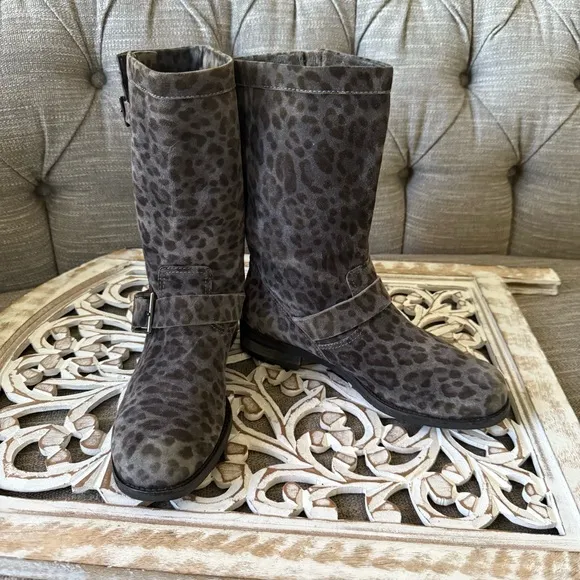 Jimmy Choo Gray Leopard Print Suede Leather Boots Women’s Size 38.5 US 8.5