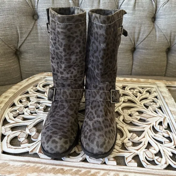 Jimmy Choo Gray Leopard Print Suede Leather Boots Women’s Size 38.5 US 8.5
