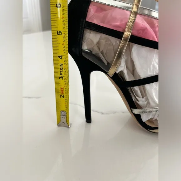 Jimmy Choo Mai Tai Heels. Size 39 / 9. Used. Good condition.