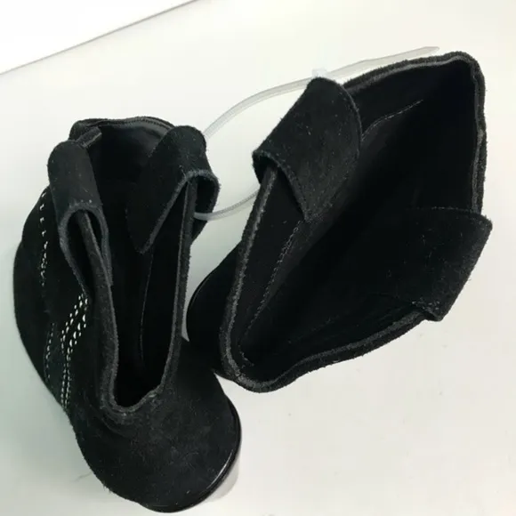 Joie Black Studded Suede Ankle Boots Size 7.5 New