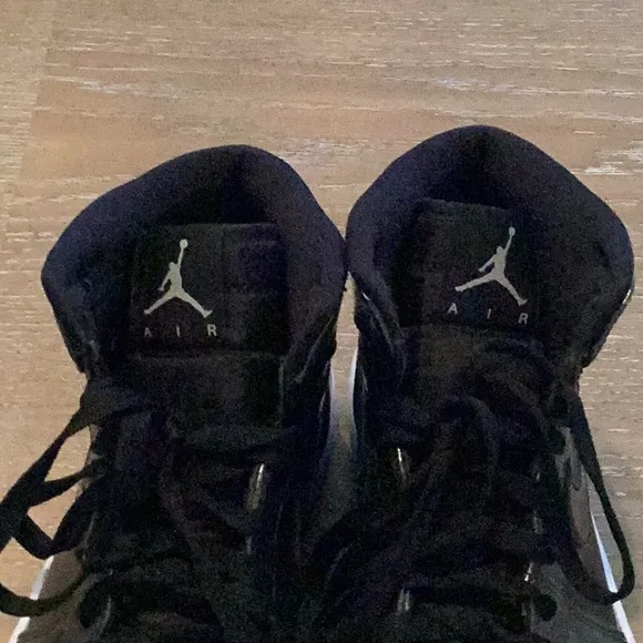 Jordan 1 Retro Black Patent High Tops Size 8.5