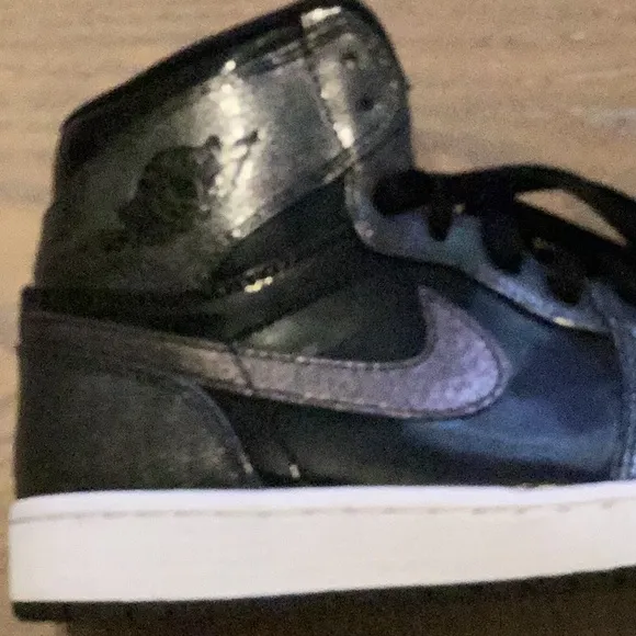 Jordan 1 Retro Black Patent High Tops Size 8.5
