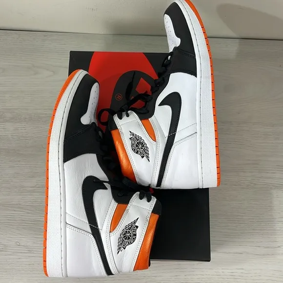 Jordan 1 Retro High Electro Shoes