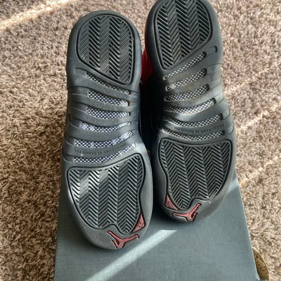 Jordan 12 Retro (GS)- Varsity Red/Black