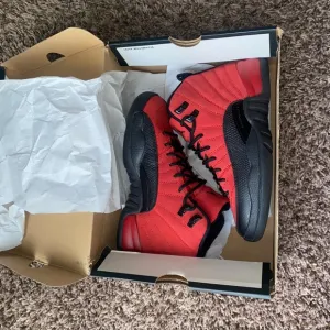 Jordan 12 Retro (GS)- Varsity Red/Black