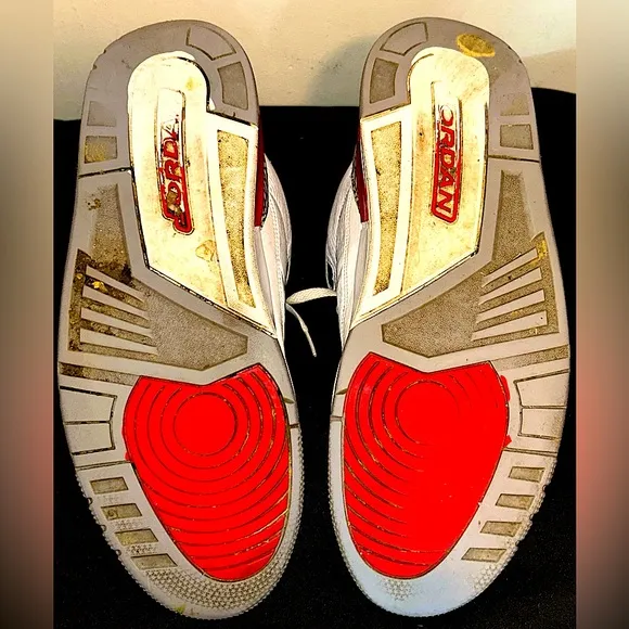 Jordan 3 “Kartina”/“Hall Of Fame”