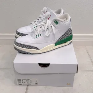 JORDAN 3 LUCKY GREEN Size 9W 7.5M