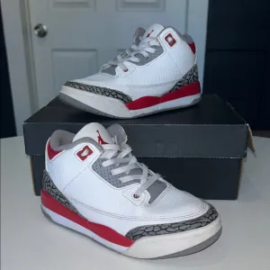 Jordan 3 Retro PS “Fire Red” Youth Size 1Y