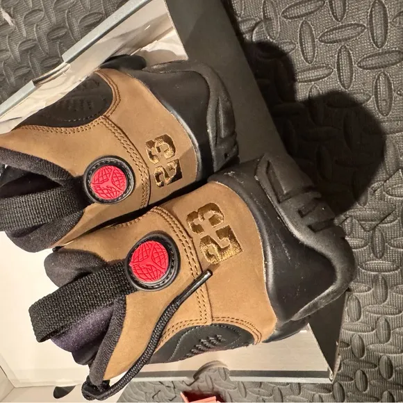 Jordan 9’s retro olive