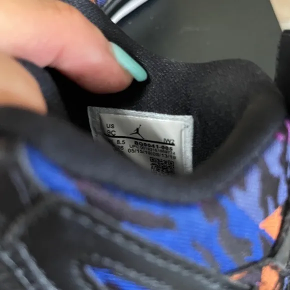 Jordan Air Jordan 4 Retro Rush Violet kids‎ shoes size 9c