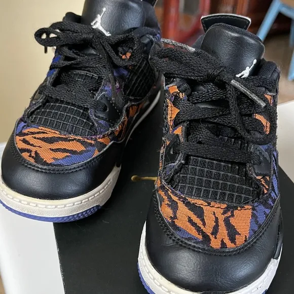 Jordan Air Jordan 4 Retro Rush Violet kids‎ shoes size 9c