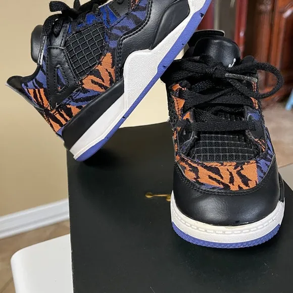 Jordan Air Jordan 4 Retro Rush Violet kids‎ shoes size 9c