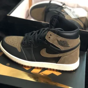 Jordan Men's Black and Brown Sneakers  (New) never worn