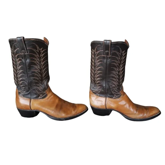 Justin Men's Brown and Black Western Cowboy Boots Style 2396. Size 9.5 B