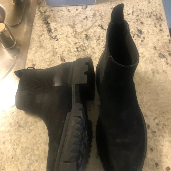 Karl Lagerfeld suede boots