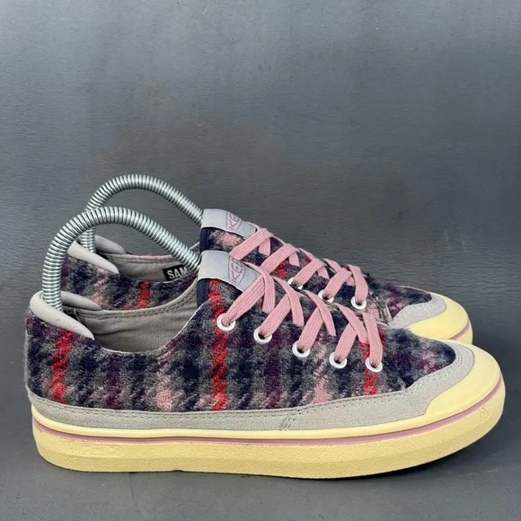 Keen Womens Elsa IV Athletic Fashion Sneaker shoes size 7 New