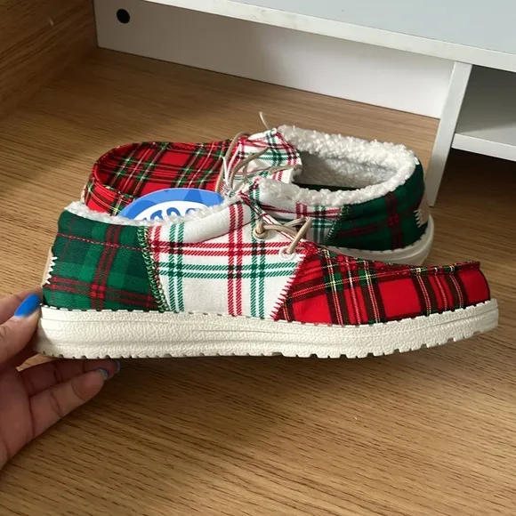 Kids Wally Tri Y Tartan Plaid Shoes Size J5