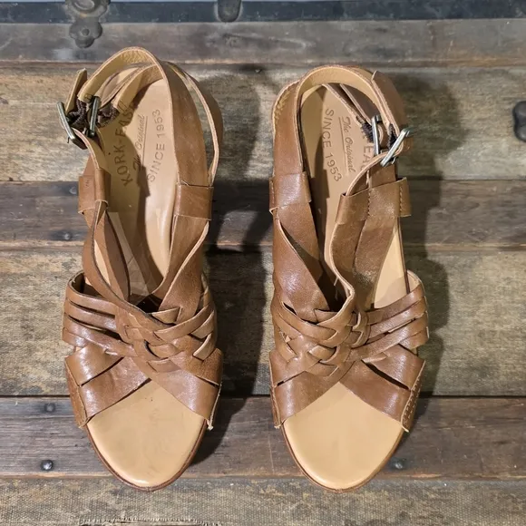 Kork-Ease Dawn Brown Leather Strappy Platform Sandals w/Woven Retro Design