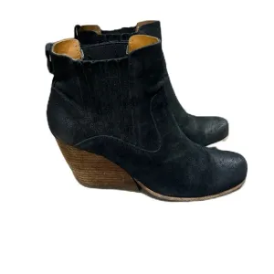 Kork-Ease Verdelet Black Burnished Suede Almond Toe Block Heel Ankle Boots 9.5