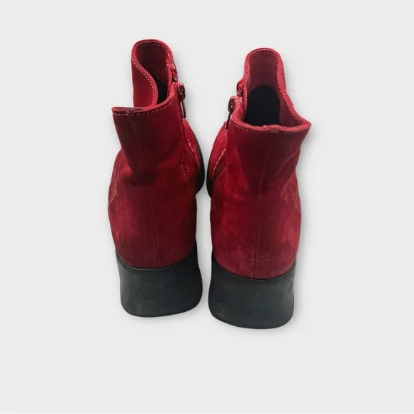 La Canadienne Finley Womens Ankle Boots Size 10