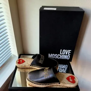 LOVE MOSCHINO women's shoes
