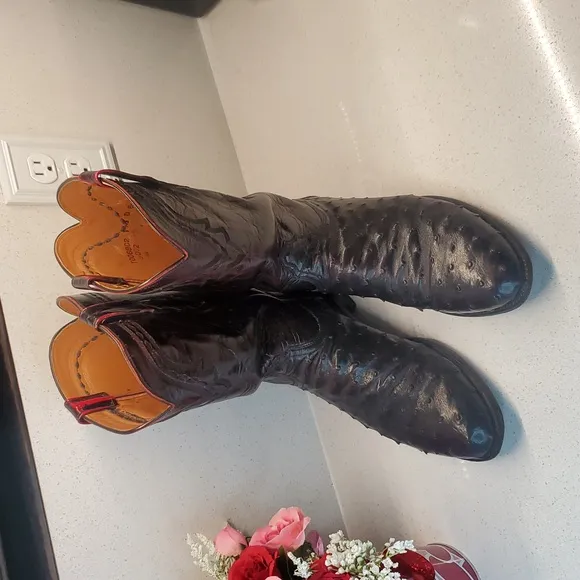 LUCCHESE 2000 Ostrich leather cowboy boots (sz 11.5D)