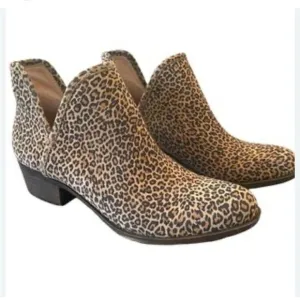 Lucky Brand Baley 2 Leopard Print Suede Ankle Boots size 7.5