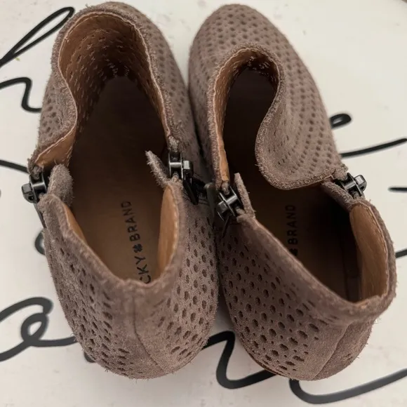 Lucky Brand Suede Ankle Boots size 8