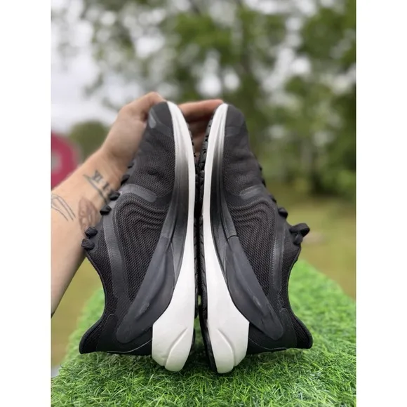 Lululemon Blissfeel Run2 Size 8.5