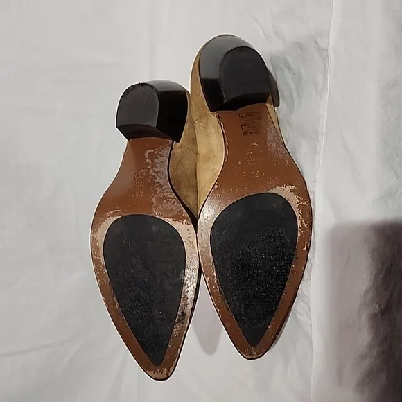 M. GEMI Tan Suede Ankle Boots, size 38½