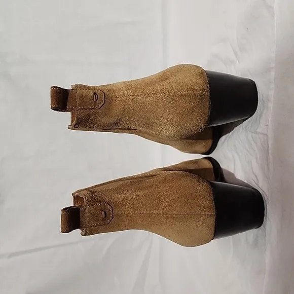 M. GEMI Tan Suede Ankle Boots, size 38½