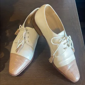Manuel Artesanos Gomez Spain cream and tan Oxford loafers size 9.5