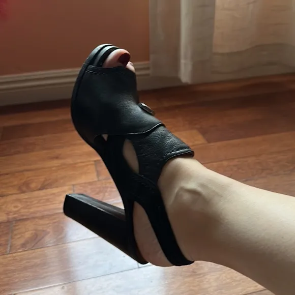 Marc By Marc Jacobs Black Leather Heels