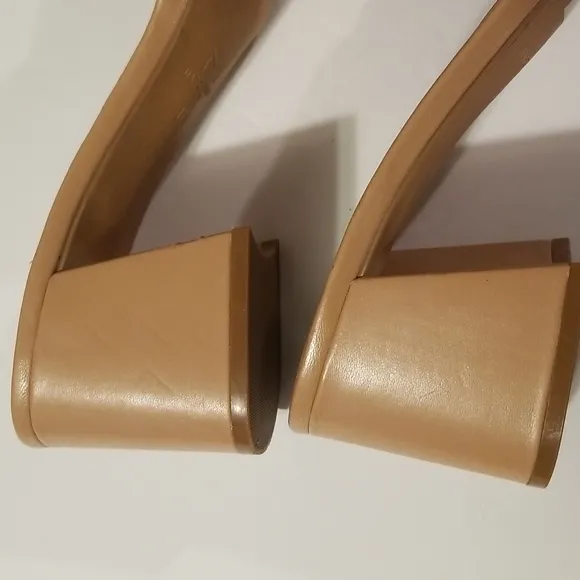 Marc Fisher Nahea Woven Braided Puffy Quilted Leather Sandals Slides Nude lk New