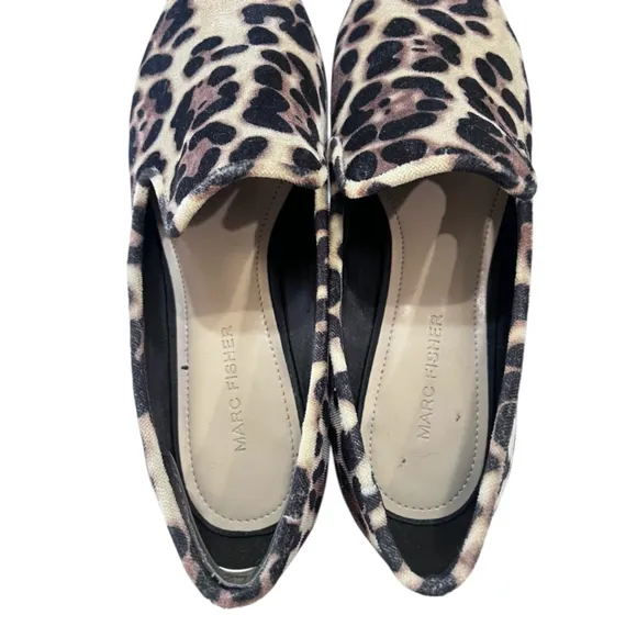 Marc Fisher Velvet Leopard Print Loarer Slip On Shoes Size 7.5M Studded Brown
