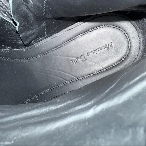Massimo Dutti Black Leather Chelsea Boots