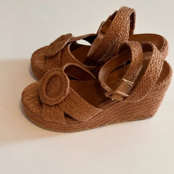 Matisse Kai Platform Wedges in Honey Color