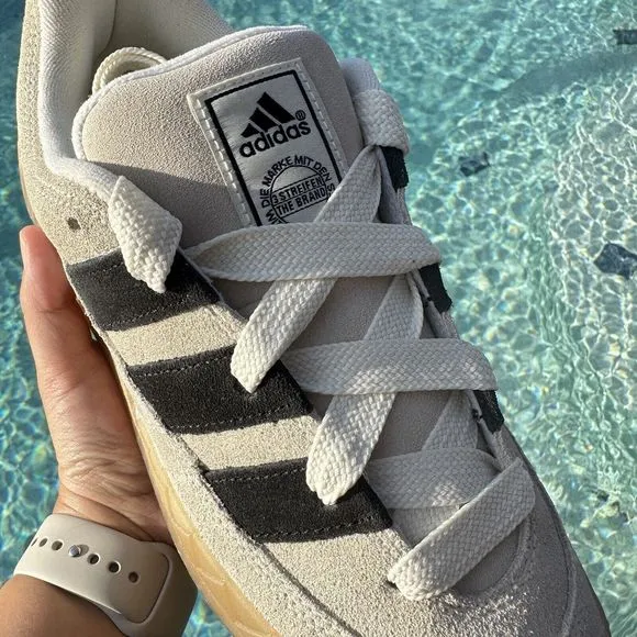 MEN'S Adidas Adimatic Low Sneaker Off White IE2226