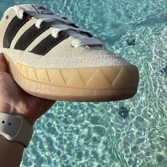 MEN'S Adidas Adimatic Low Sneaker Off White IE2226