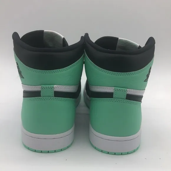 Mens Air Jordan 1 Retro High OG black/Green DZ5485-130 NWOB
