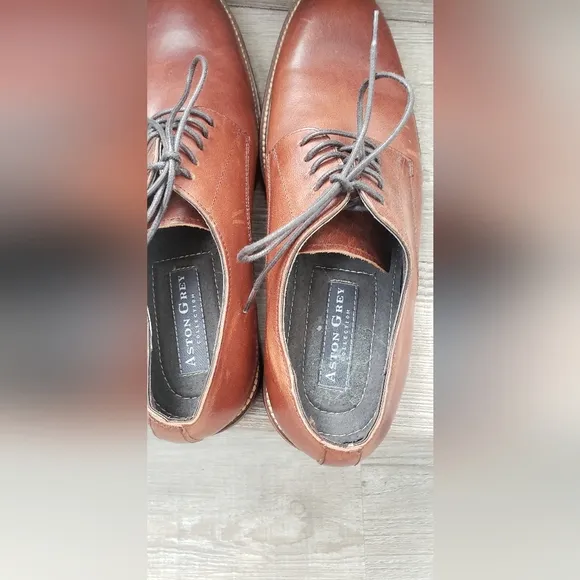 Men's Ashton Grey leather lace up shoes size 8 NWNT