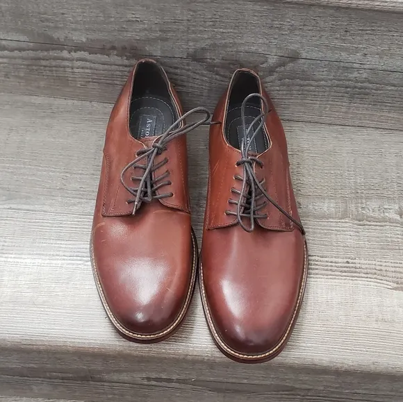 Men's Ashton Grey leather lace up shoes size 8 NWNT