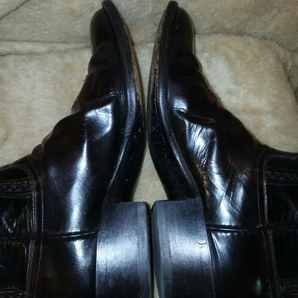 Men's LUCCHESE Black Cherry Classic Seville Goatskin Cowboy Boots.