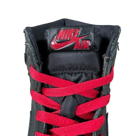 Men's Size 10 Nike Air Jordan 1 Retro High Black Satin Red Shoes 555088-060